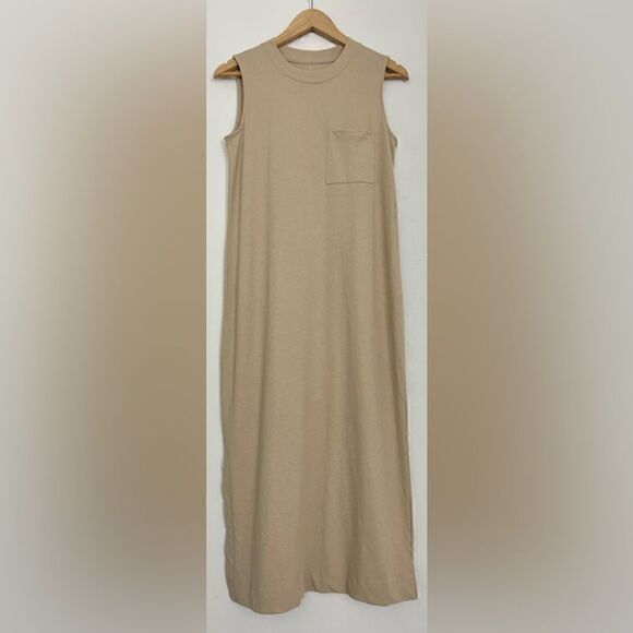 NWT Everlane The Long Weekend Black Tank Dress
Size XS - Picture 2 of 14